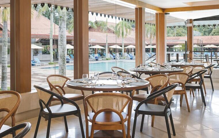 Bar sur le sable