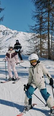 famille qui ski