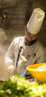 Chef cuisinier en bord de mer