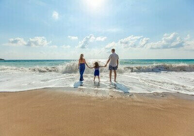 Famille à la plage