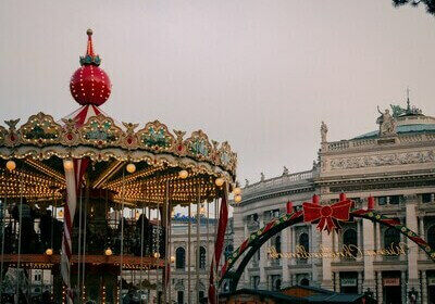 Marché de Noël à Vienne avec manège