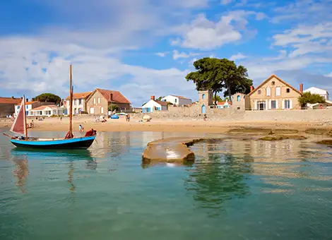 Bateau en bord de mer
