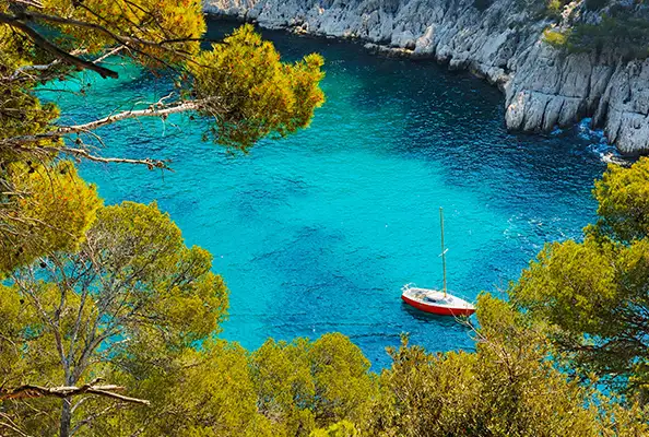 Crique dans le Sud de la France