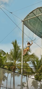 Enfant sur un trapèze volant Club Med Punta Cana