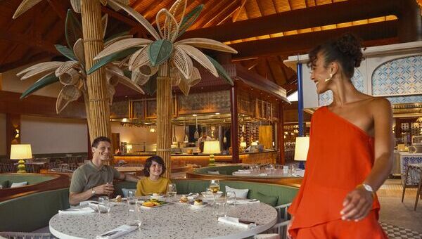 Famille dans un restaurant
