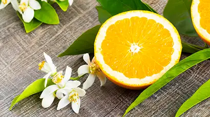 Oranges avec fleurs d'oranger