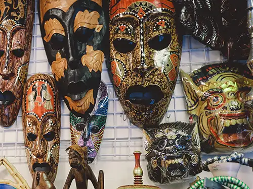 Masques en bois