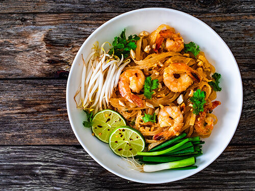Assiette de Pad thaï