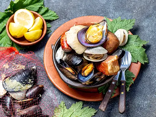 Assiette avec des fruits de mer
