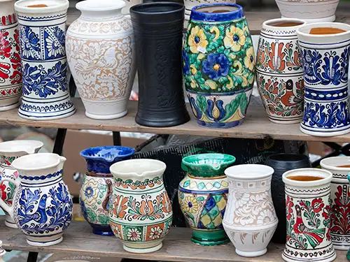 Vases avec motifs