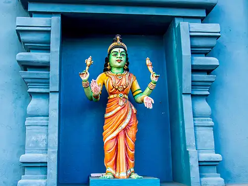 Statue divinité indienne