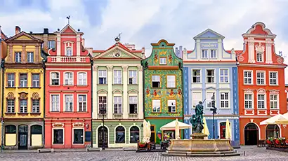 Façades de bâtiments colorées