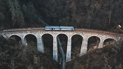 Train sur un pont