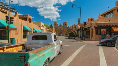 Rue de Santa Fe avec camion